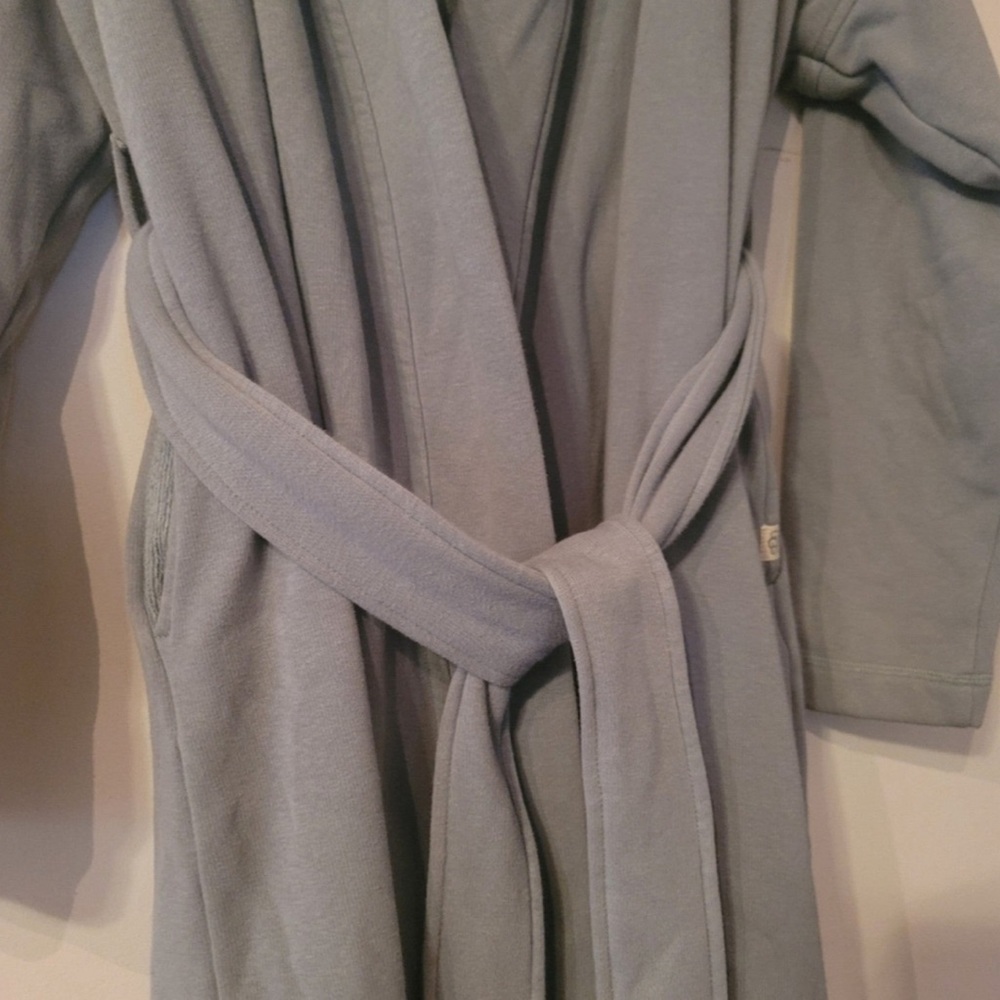 Ugg Clarence Robe - Picture 3 of 8